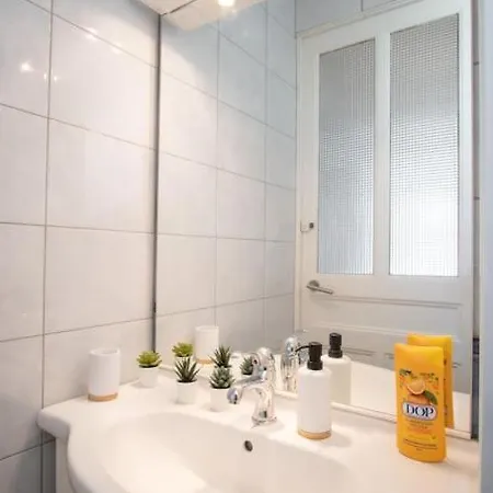 Apartament Les Pieds Dans L'eau - Front De Mer/plage - 4 Pers Hawr